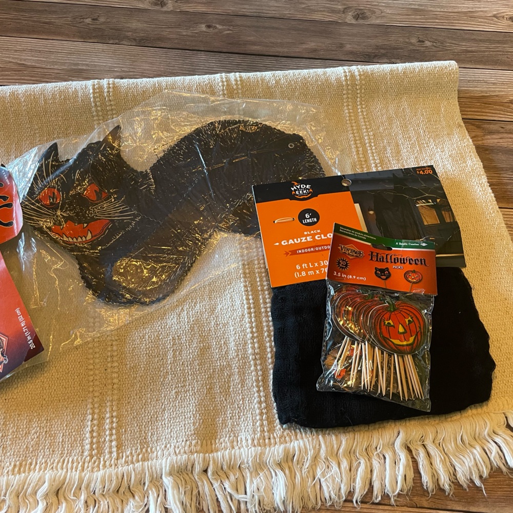 Retro Halloween Black Cat Decoration Set - Picture 5 of 5